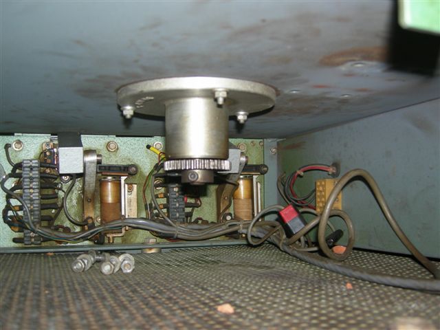 Bottom side Rotary table